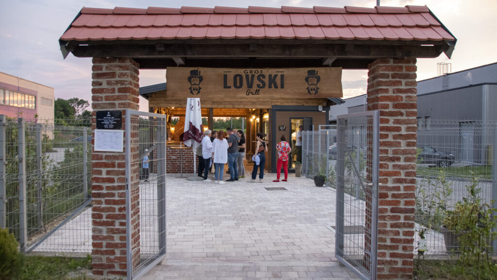 Grof Lovski Grill